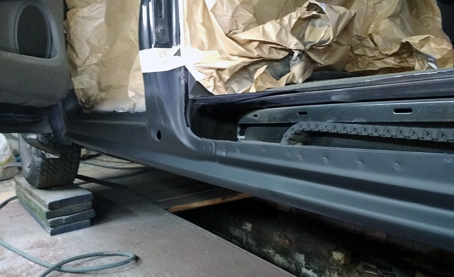 замена порогов Додж Караван